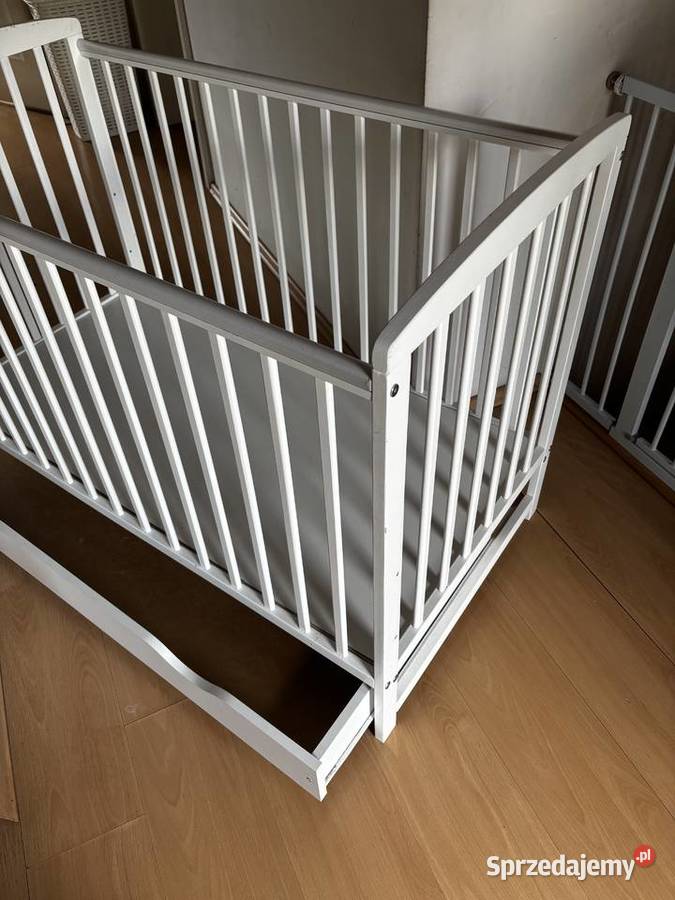 Drewniane łóżeczko dziecięce tapczanik 2w1