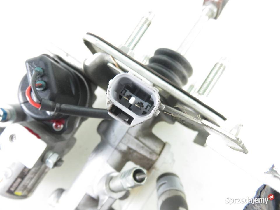 SERWO POMPA LEXUS RX II 33 13811010420