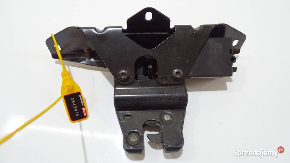 ZAMEK KLAPY BAGAŻNIKA BMW E61 7014870 4642414 lubelskie Strzyżewice