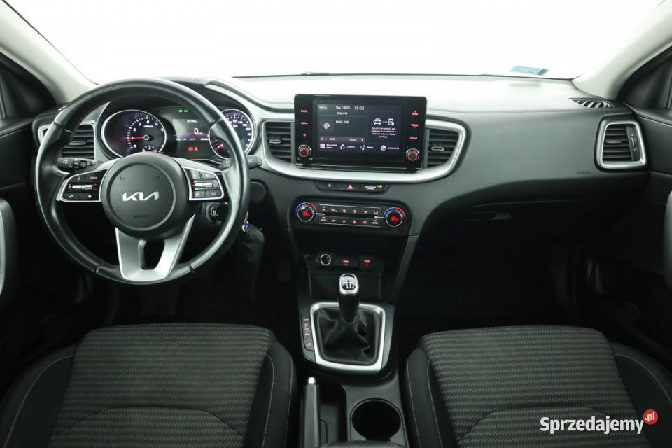 Kia Ceed 15 TGDI sprzedam