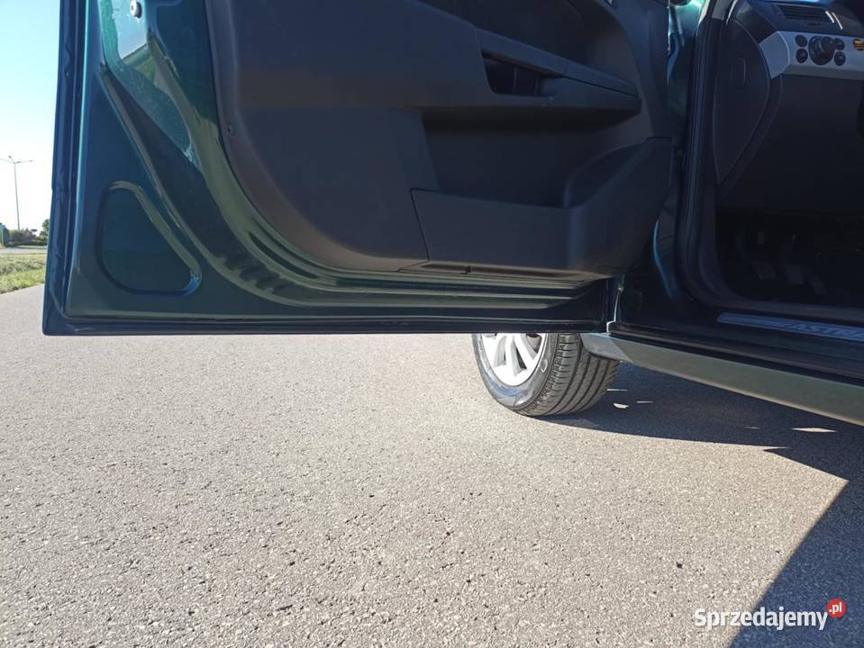 Opel astra H 16 klima bogata koła zimowe sprzedam