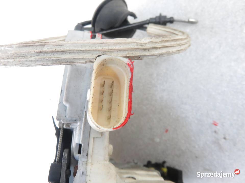 ZAMEK LEWY PRZEDNI AUDI A6 4F2 C6 4F1837015 małopolskie