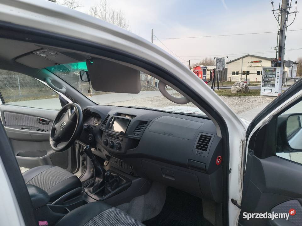 Toyota hilux 25 D brutto Mielec