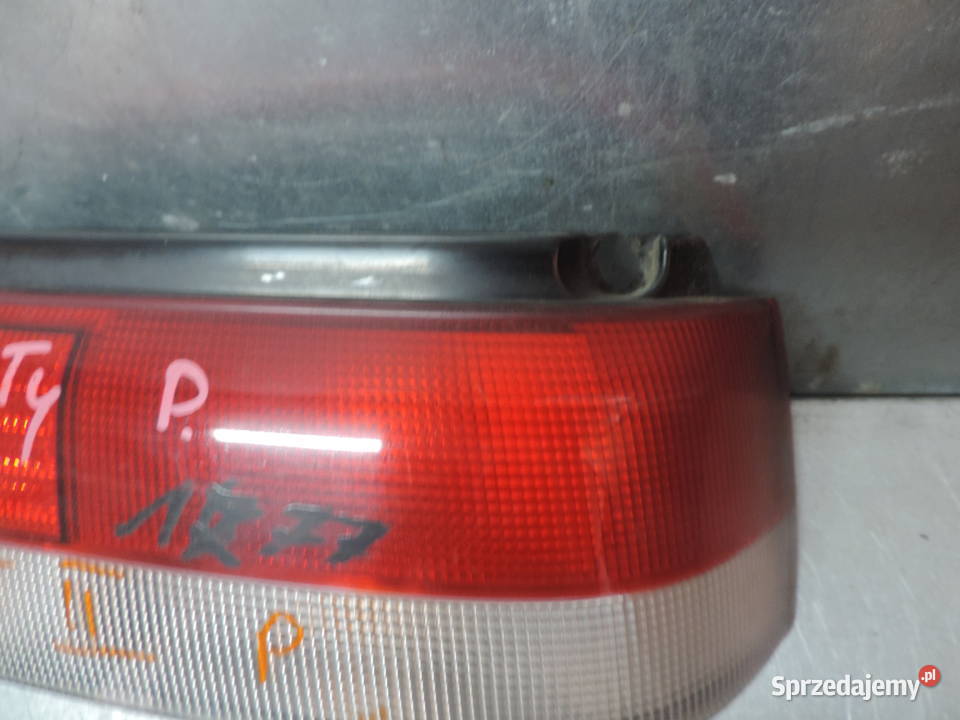 LAMPA PRAWA TYLNA TYŁ SUZUKI SWIFT 2 HB małopolskie Nowy Sącz