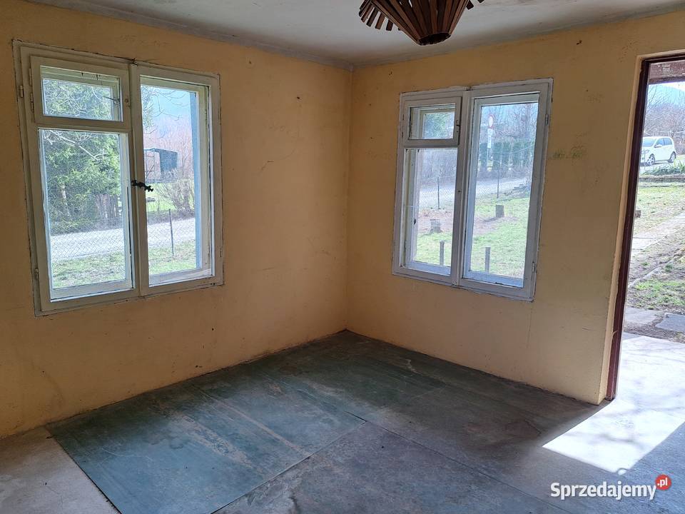 Działka z domkiem murowanym ROD Lipnik 35a Bielsko-Biała