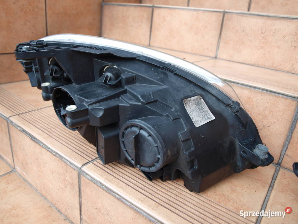 Mercedes C klasa W204 lampy przód zwykłe 2007 wielkopolskie Kalisz