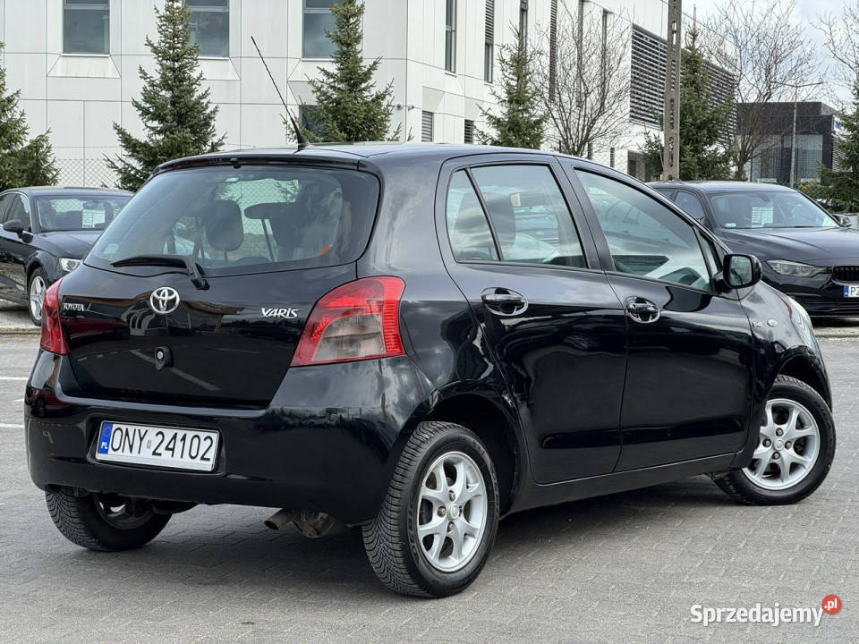 Toyota Yaris FILMAUTOMATRoczna Gwarancja isofix Yaris wielkopolskie Suchy Las