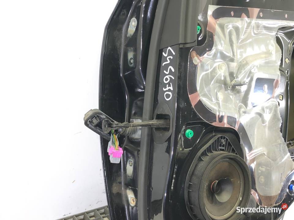 DRZWI PRAWY TYŁ OPEL ASTRA J Kombi 1015 osobowe