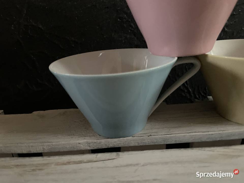 Trzy filiżanki porcelanowe Austria Lilien dolnośląskie Wałbrzych sprzedam