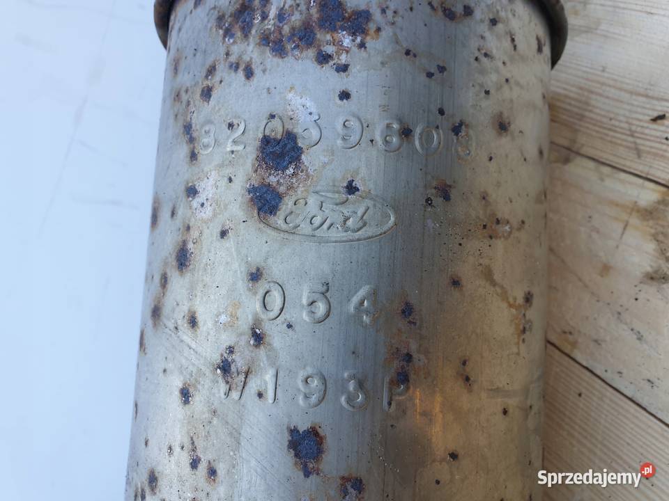 Ford F150 27 35 V6 ECOBOOST 18r ŚRODKOWY TŁUMIK Rury wydechowe Rudka