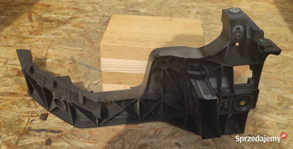 AUDI Q8 UCHWYT MOCOWANIE REFLEKTORA PRZÓD PRAWY śląskie Częstochowa