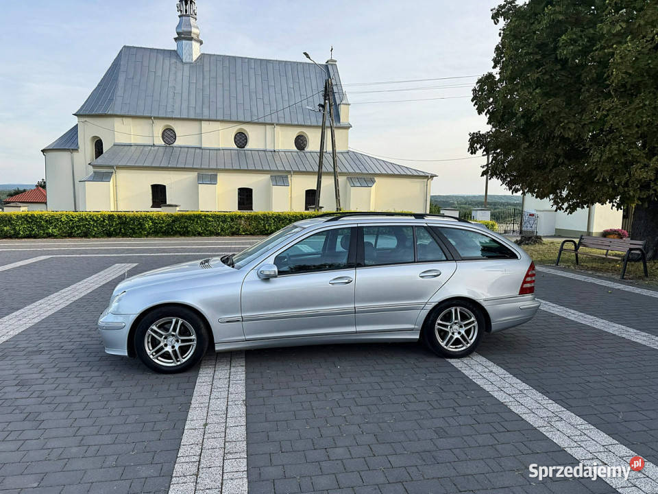 Mercedes C 200 Lift Avantgarde Automat Skóra PDC Kombi Bliżyn