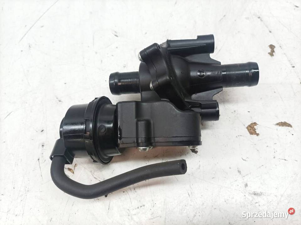 POMPA WODY 922309109R 13 TCE Dacia Duster II