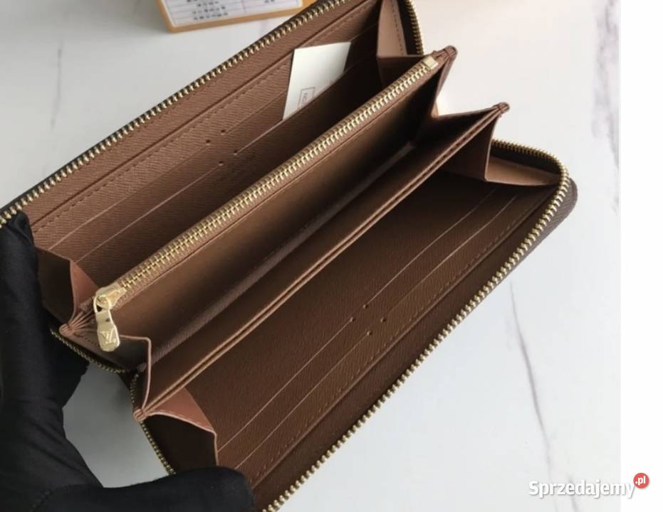 Wyprzedaż Portfel LV Louis Vuitton Sarah skóra Uniseks