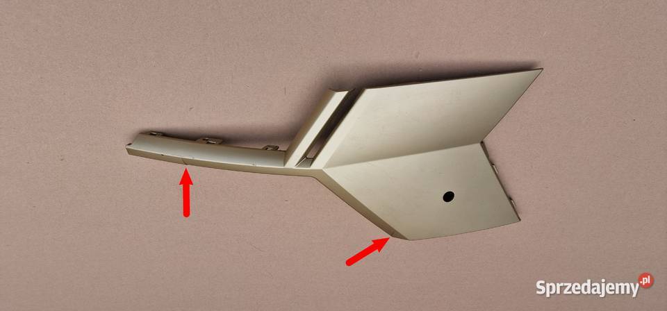 RENAULT MEGANE V 5 ETECH KRATKA LEWA ZDERZAKA Bieleń