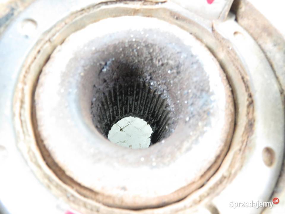 PIASTA PRZEDNIA LEWA OPEL ZAFIRA A 22 DTI