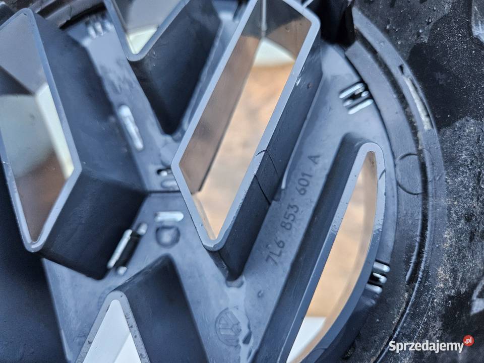 VW TOUAREG I GRILL ATRAPA ZDERZAKA PRZÓD Międzychód