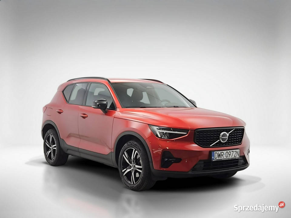 Volvo XC 40 B3 Plus Dark aut Z Polskiego Salonu serwisowany w ASO sprzedam