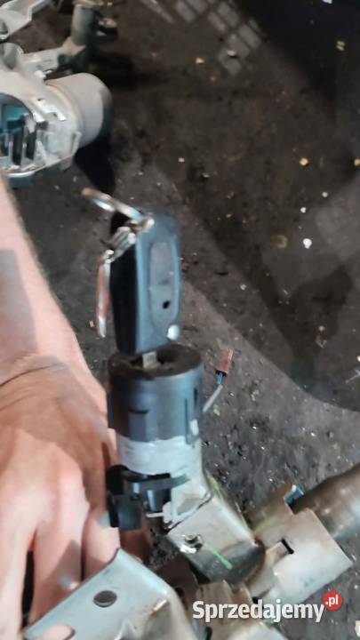 Stacyjka kluczyk grot Peugeot 5008 Książ Wielkopolski