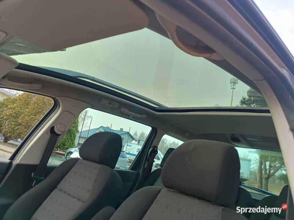 Peugeot 307 SW 16 HDi 110 2004r panorama Radom