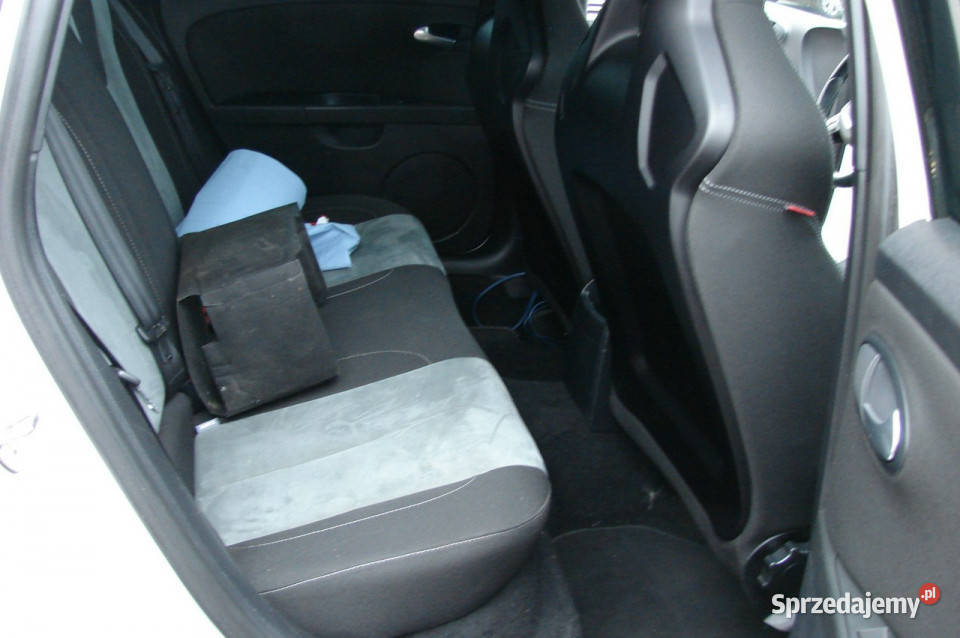 Seat Leon CUPRA R 310 II 20052012 światła do jazdy dziennej wielkopolskie Piła