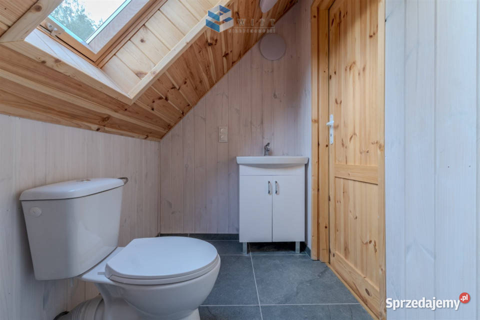 Dom wolnostojący 828m2 Dziśnity do zamieszkania