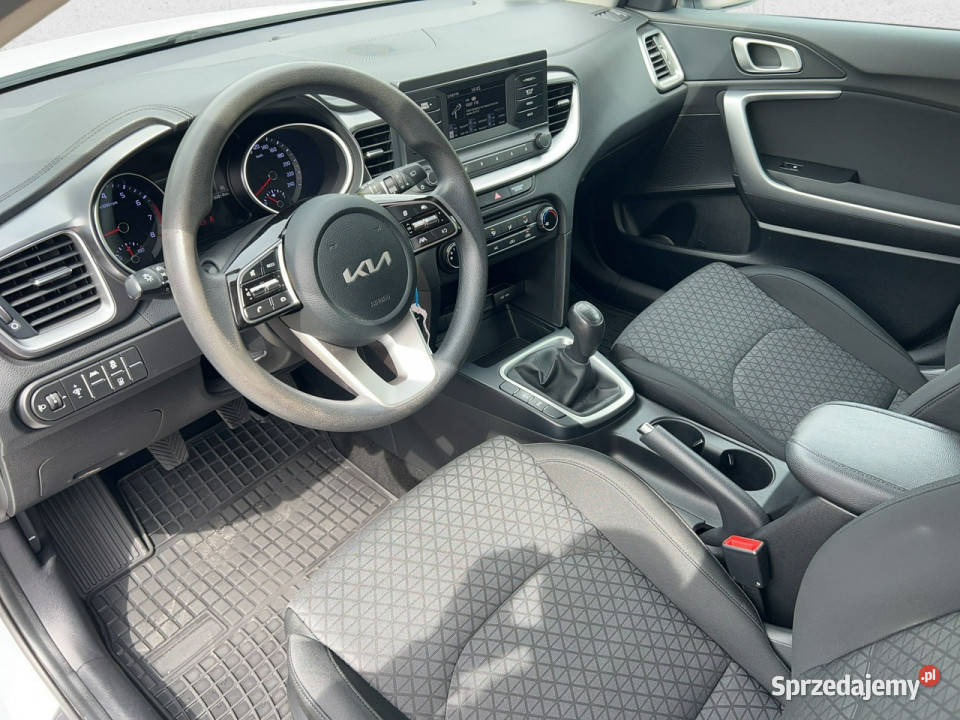 Kia Ceed 10 TGDI S Z Polskiego Salonu Faktura lakier metallic mazowieckie Warszawa