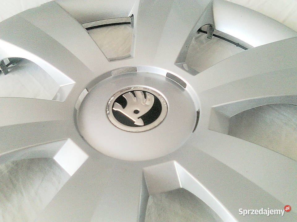 SKODA 15 kołpak oryg Piekary Śląskie