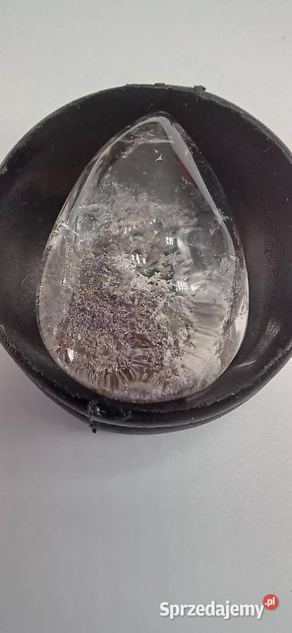 Kolekcjonerski naturalny kwarc fantomowy jasny Olsztyn