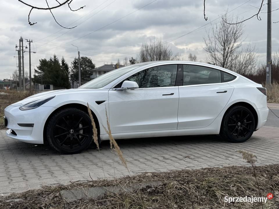 Tesla 3 wersja europejska mazowieckie Warszawa