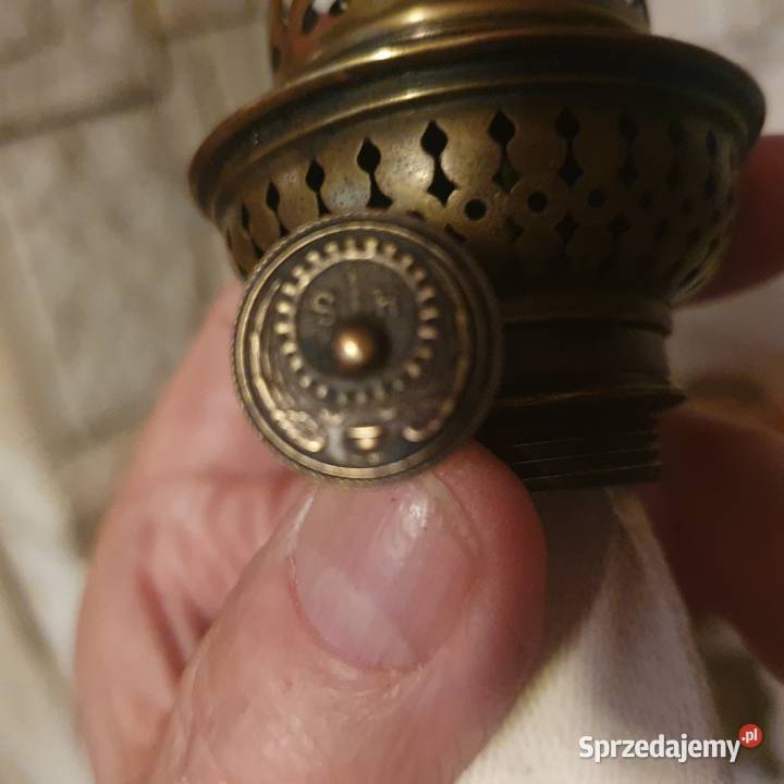 Mała sprawna lampa naftowamuzealny oryginał z Wrocław