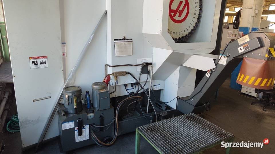 HAAS UMC 750 2014 5osiowe uniwersalne centrum Warszawa