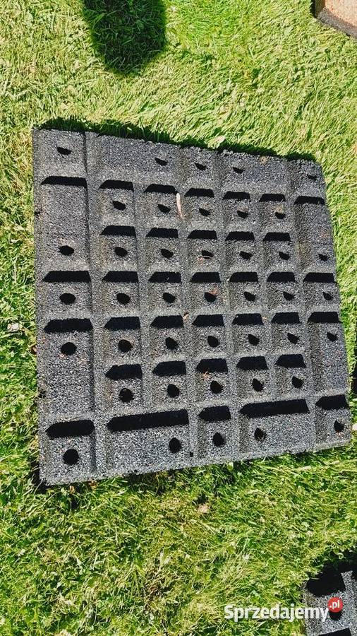 Płyty gumowe pod basen plac zabaw ogród grube Międzybrodzie Bialskie