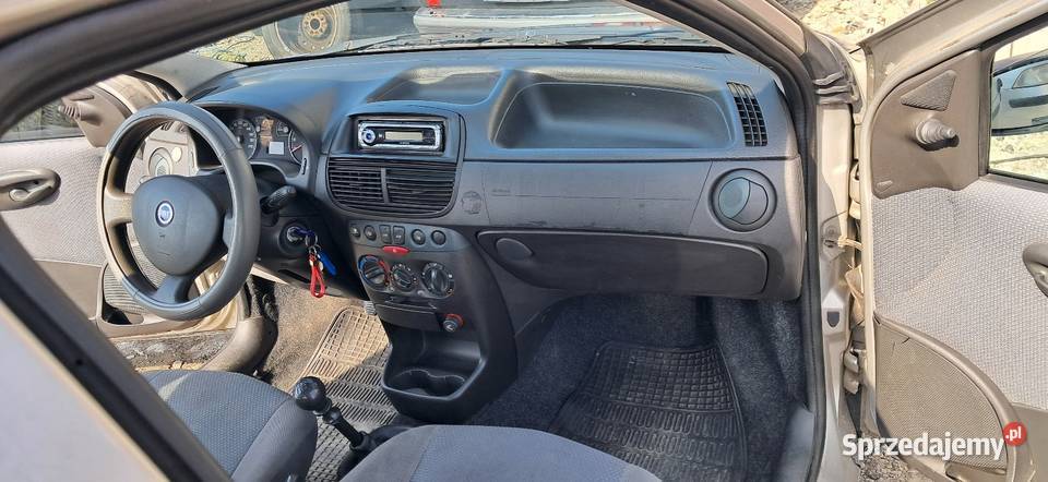 Fiat Punto 12 2003r LPG SPRAWNA KLIMA DŁUGI śląskie Łochynia