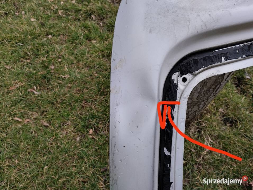 Subaru Justy I tylna klapa jedyna w internecie Moszczenica