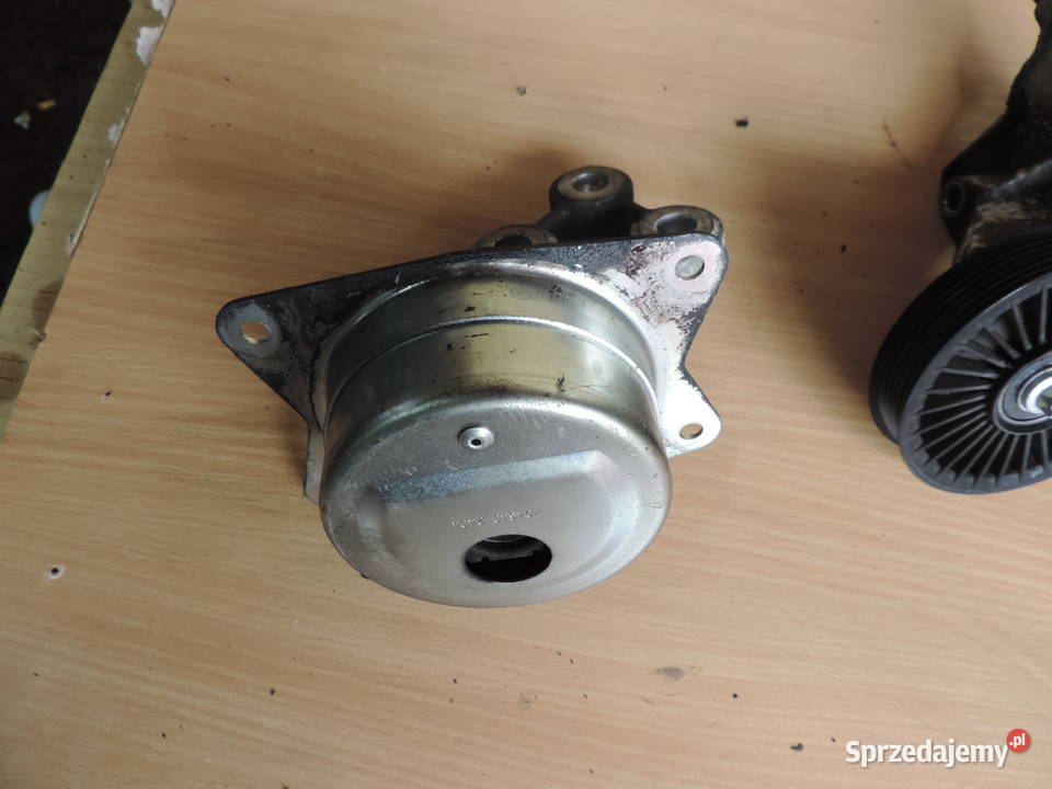 LAPA PODUSZKA SKRZYNI BIEGOW OPEL VECTRA C 22DTI osobowe Nowy Sącz