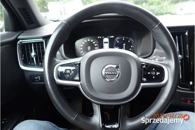 VOLVO V90 CC 2018 196900 ccm 190 mazowieckie