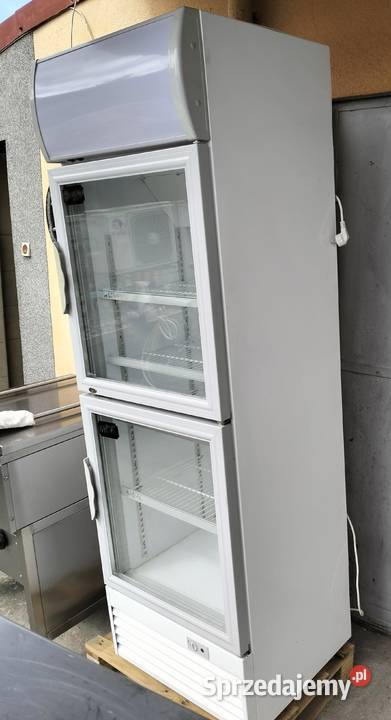 Szafa chłodnicza witryna gastronomiczna Gastronomia Słupia Kapitulna