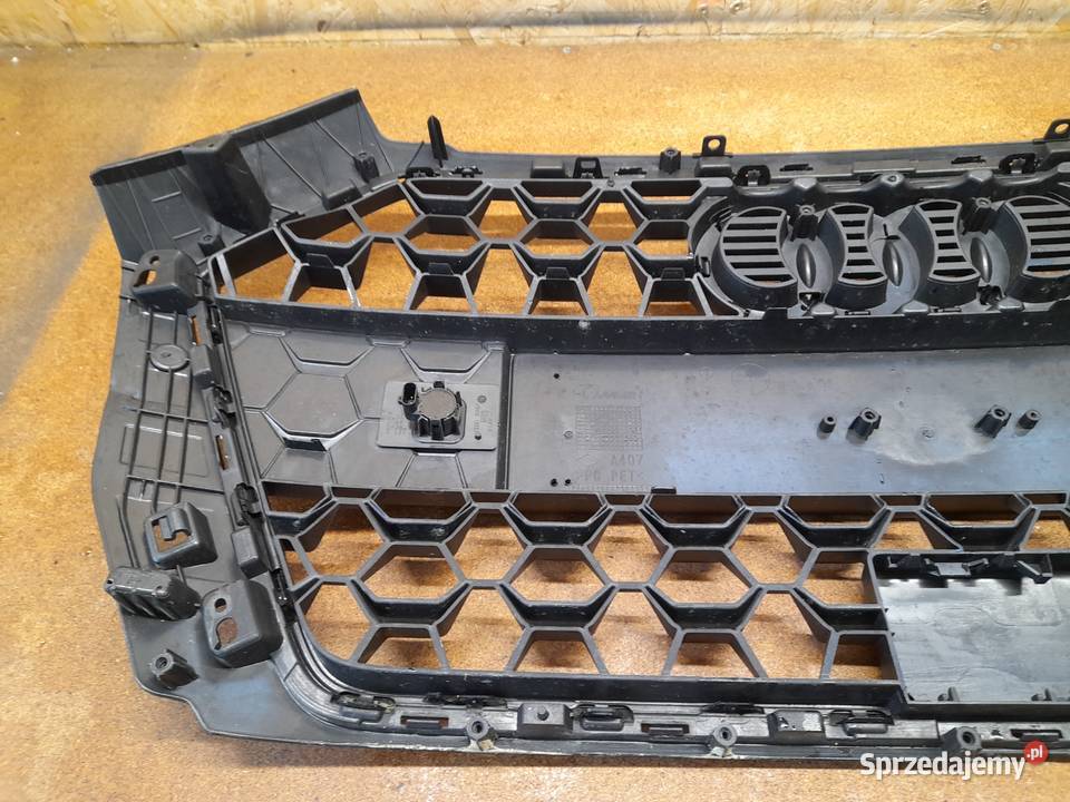 AUDI A1 II ATRAPA CHŁODNICY GRILL PDC 82A853651B Goleniów