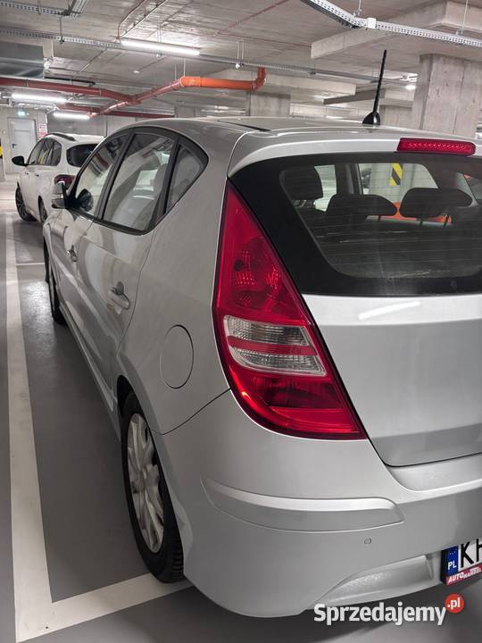 Hyundai i30 I 14 2011 STYLE Klimatronic srebrny Kraków sprzedam