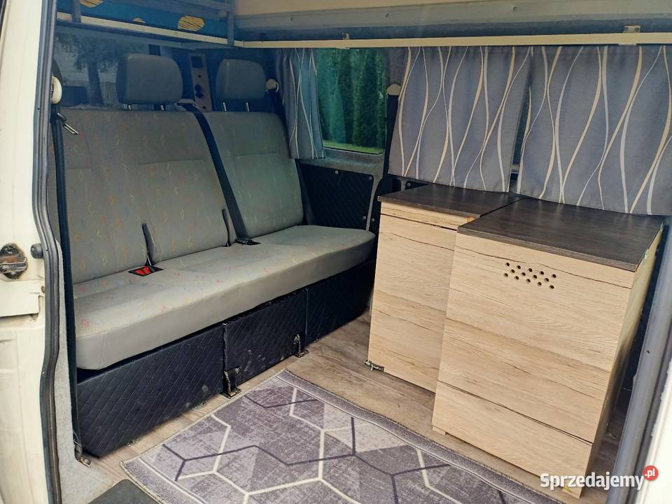 VW Transporter T5 hak Mrozy