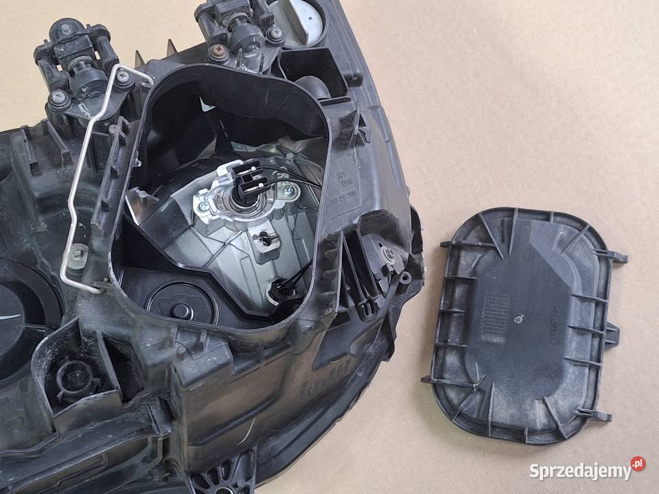 MERCEDES AROCS ANTOS REFLEKTOR PRAWY LAMPA PRAWA lubuskie Bieleń