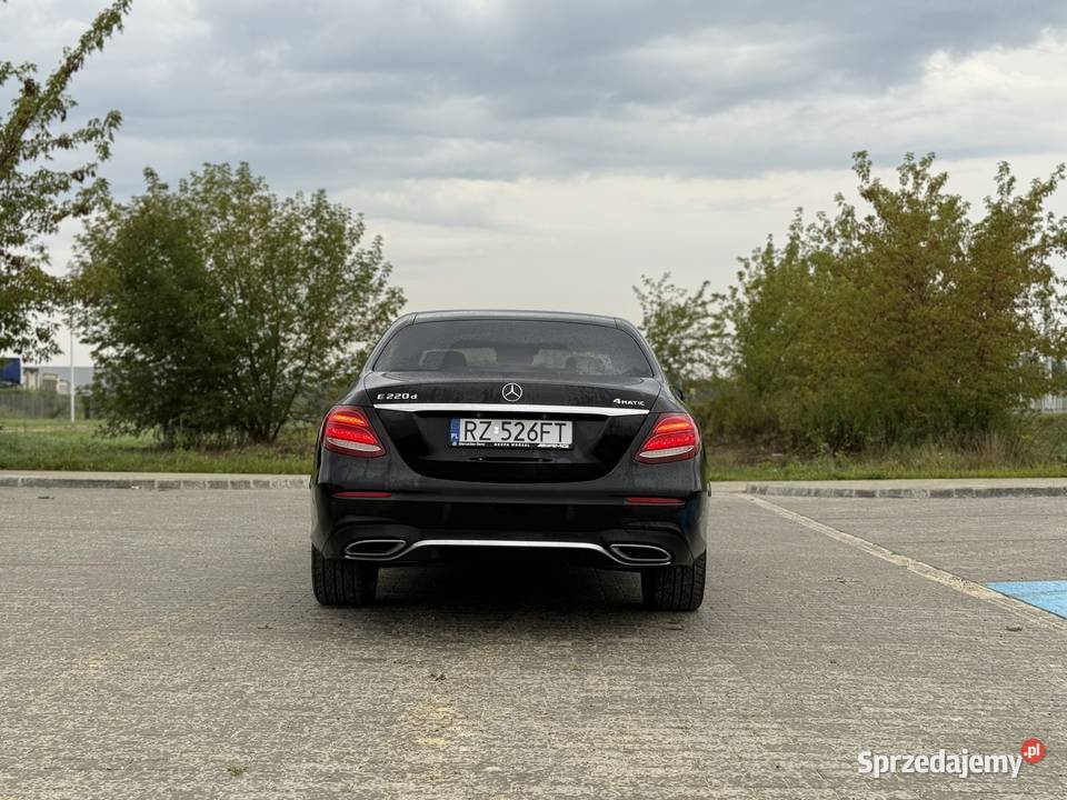 Mercedes E220d 4Matic pakiet AMG elektryczne lusterka Rzeszów