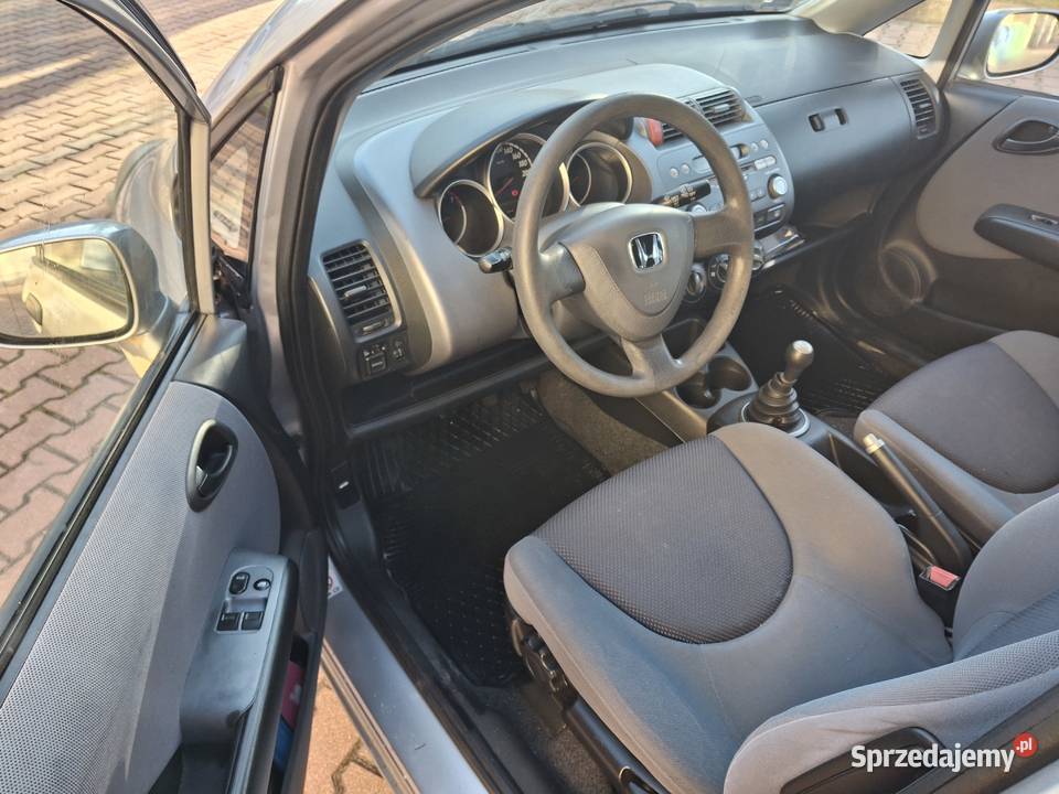 Honda Jazz 13 z gazem 2003 nieuszkodzony Łódź sprzedam
