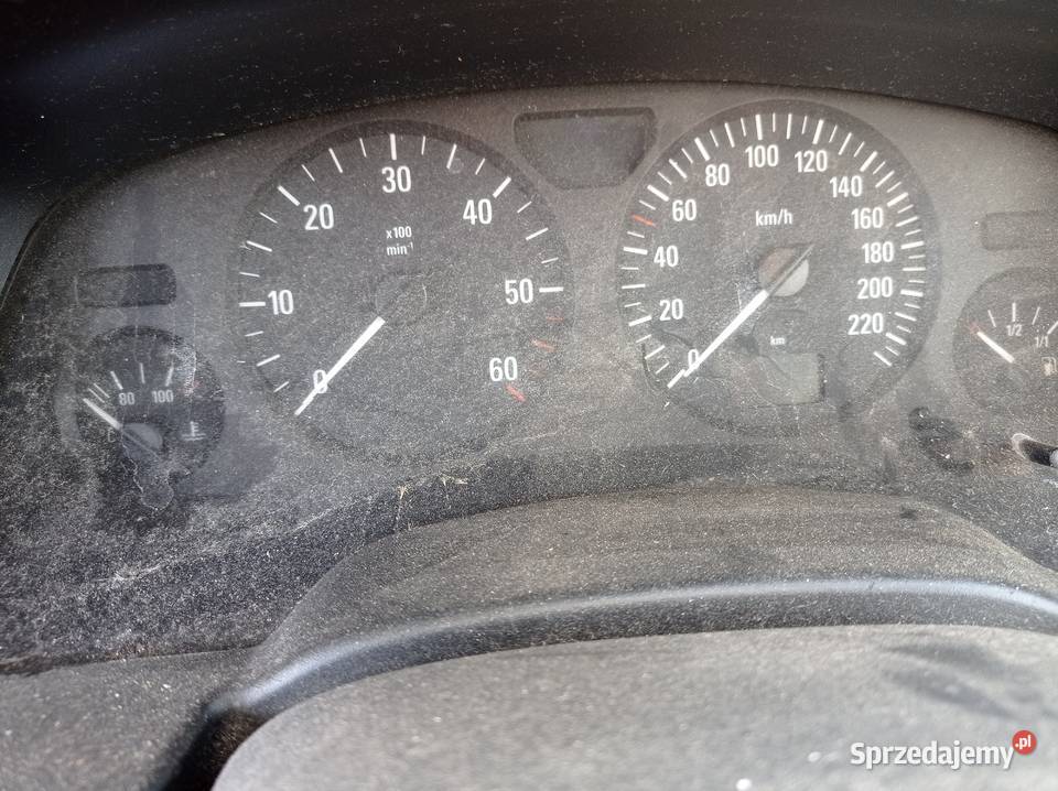 Opel Zafira 20 DTI 74 kW 2002 r dawca części osobowe Szklarka Myślniewska