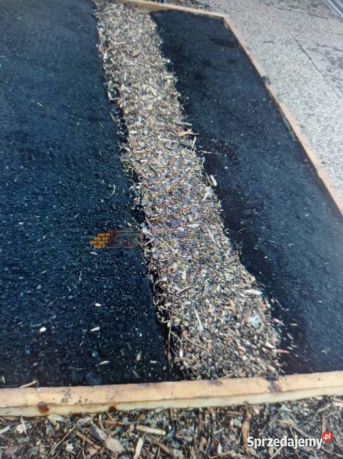 ziemię kompostową przesianą o odczynie kwaśnym Brzeźno sprzedam