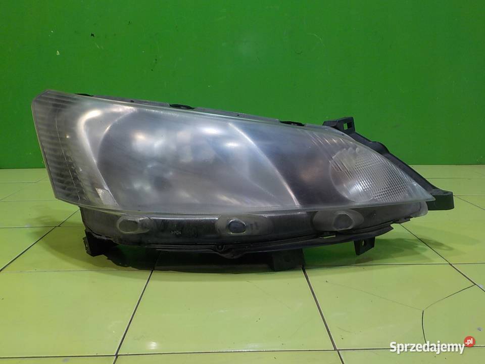 NISSAN NV200 13r VAN lampa prawa przod Suków