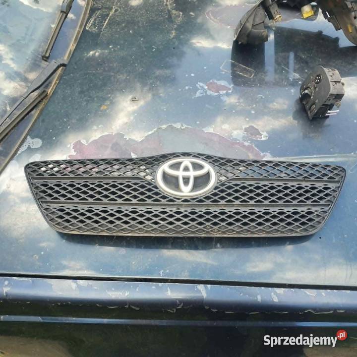 Grill atrapa chłodnicy Toyota Corolla E12 sprzedam