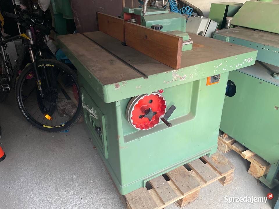 Frezarka dolnowrzecionowa SCM t120