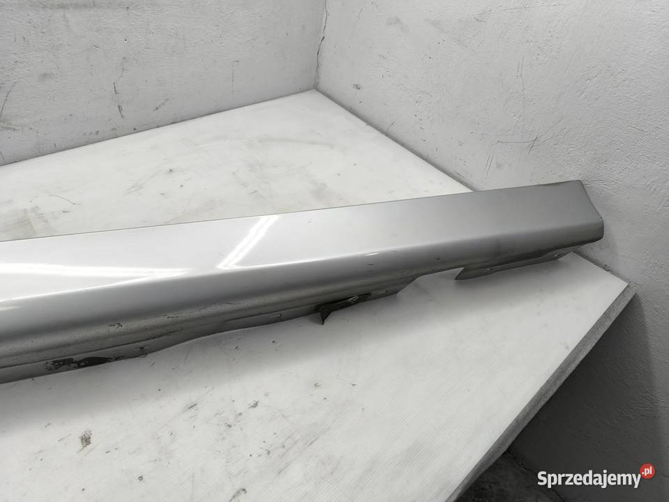 LISTWA NAKŁADKA PROGOWA PRAWA BMW E90 E91 Progi sprzedam